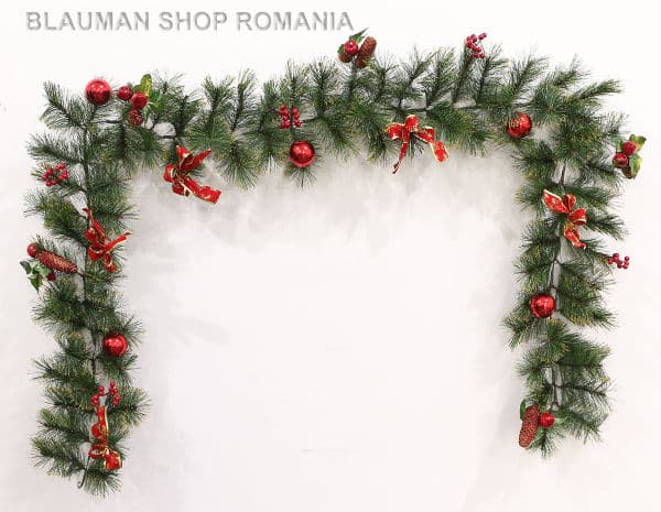 Ghirlanda Artificiala cu decoratiuni
